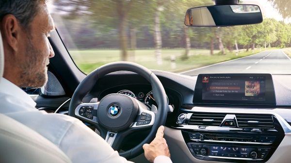 bmw-and-alexa-in-car